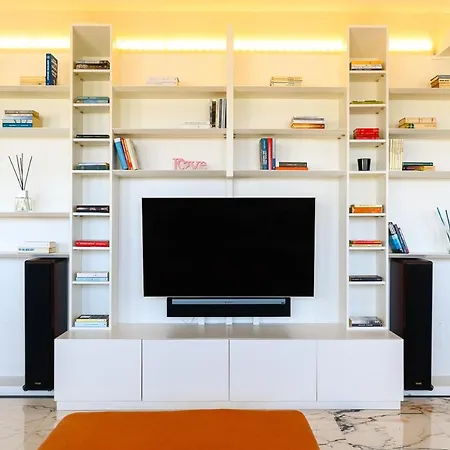 Peaceful Penthouse With Garage By Ndp Rent Apartment Rome Exterior photo
