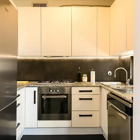 Peaceful Penthouse With Garage By Ndp Rent Apartment Rome Exterior photo
