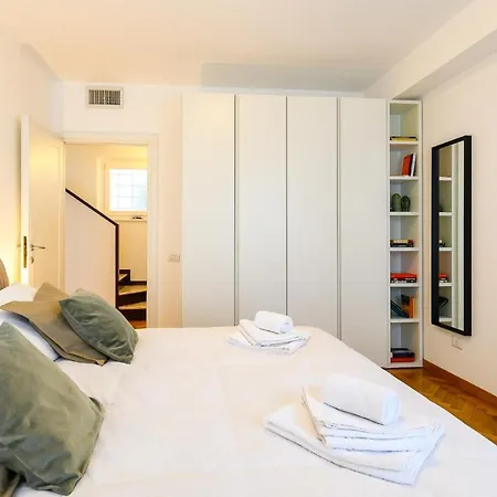Peaceful Penthouse With Garage By Ndp Rent Apartment Rome Exterior photo